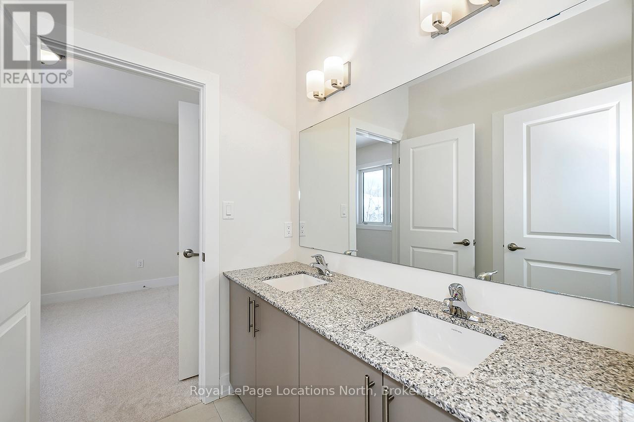 111 Clement Lane, Blue Mountains, Ontario  N0H 1J0 - Photo 29 - X12824810