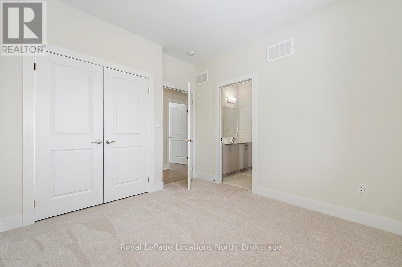 111 Clement Lane, Blue Mountains, Ontario  N0H 1J0 - Photo 32 - X12824810