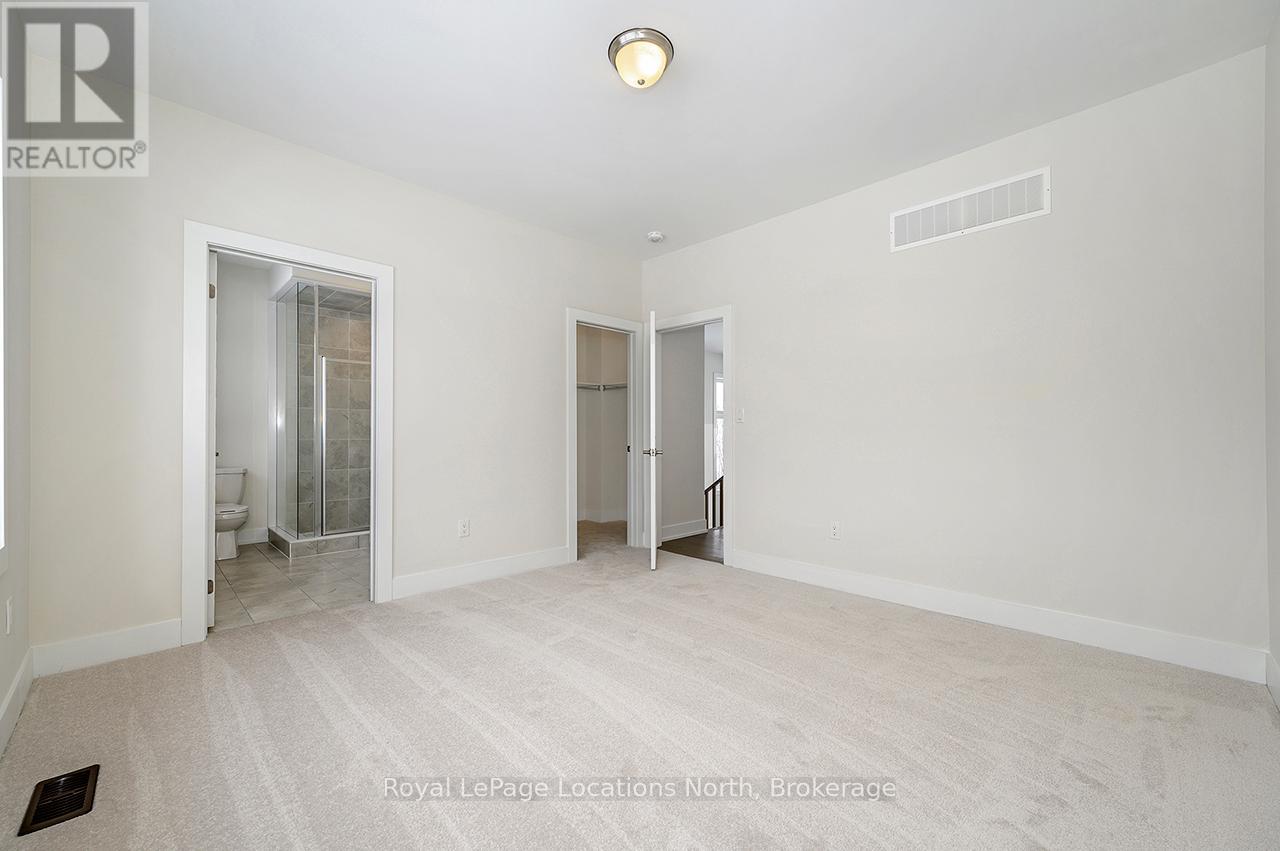 111 Clement Lane, Blue Mountains, Ontario  N0H 1J0 - Photo 24 - X12824810