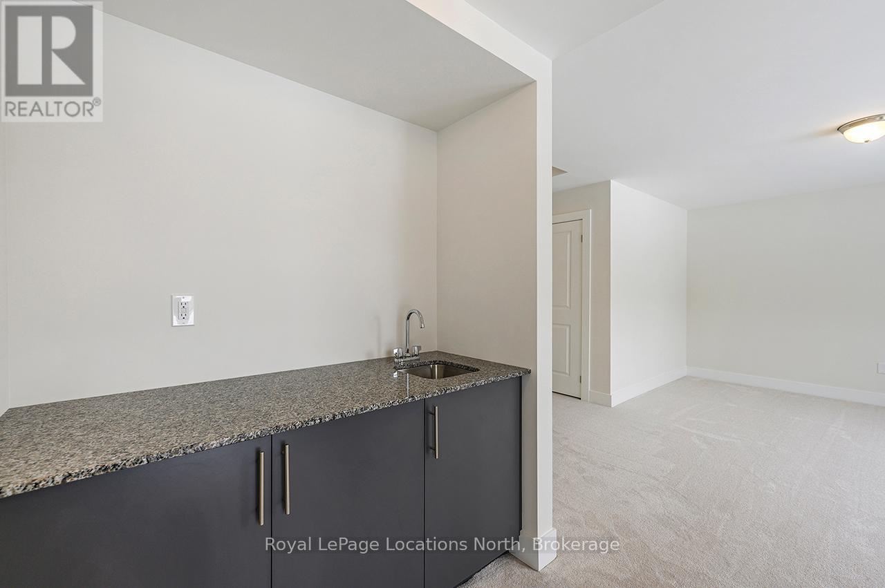 111 Clement Lane, Blue Mountains, Ontario  N0H 1J0 - Photo 36 - X12824810