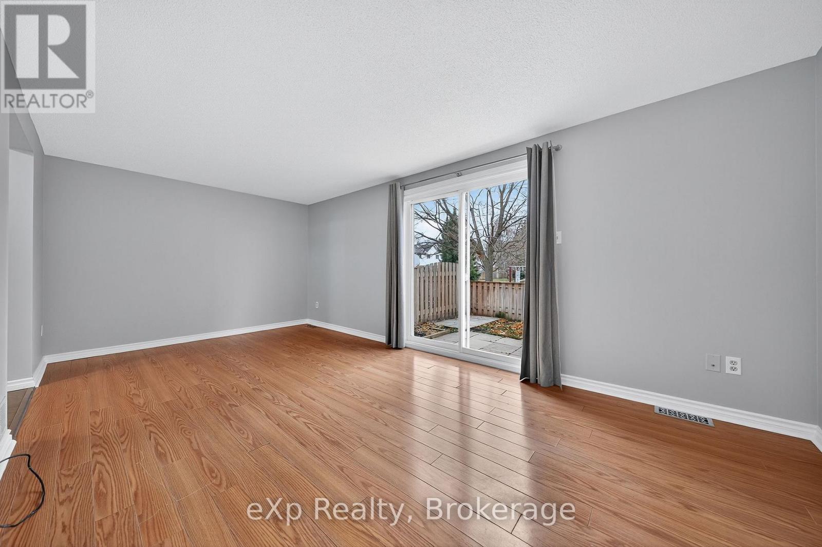75 - 129 Victoria Road N, Guelph, Ontario  N1E 6V4 - Photo 11 - X12833456