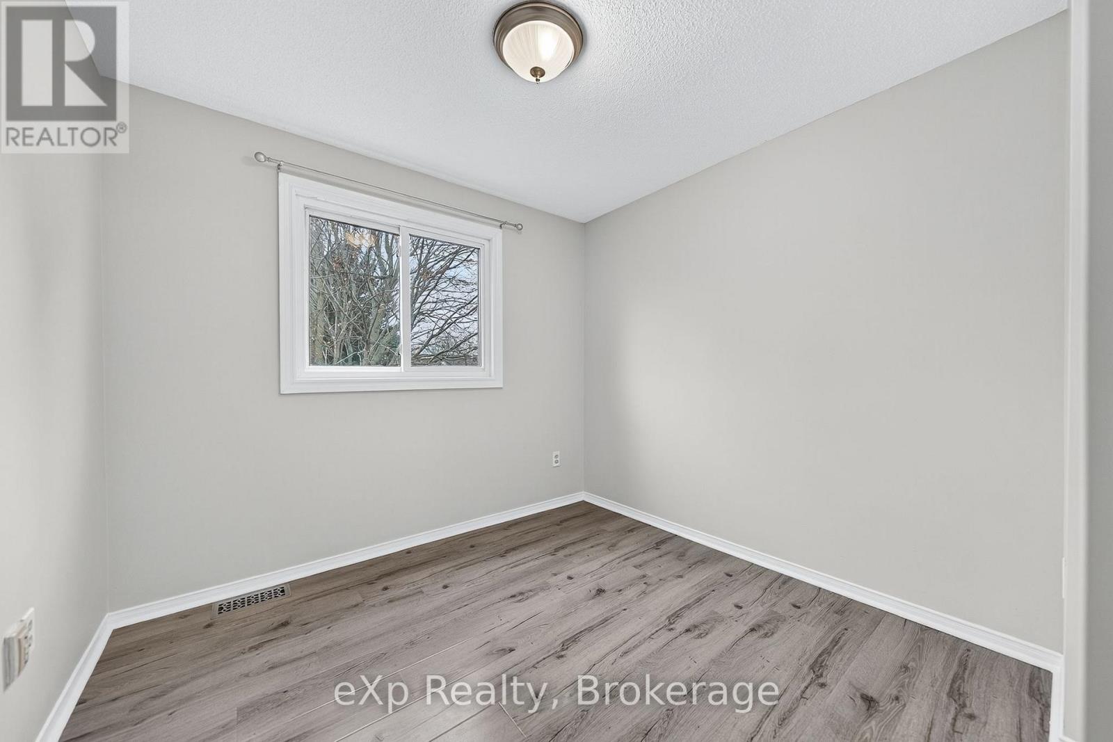 75 - 129 Victoria Road N, Guelph, Ontario  N1E 6V4 - Photo 19 - X12833456