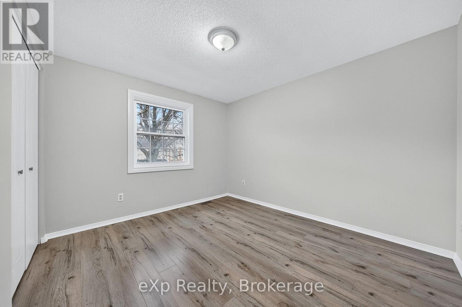 75 - 129 Victoria Road N, Guelph, Ontario  N1E 6V4 - Photo 14 - X12833456