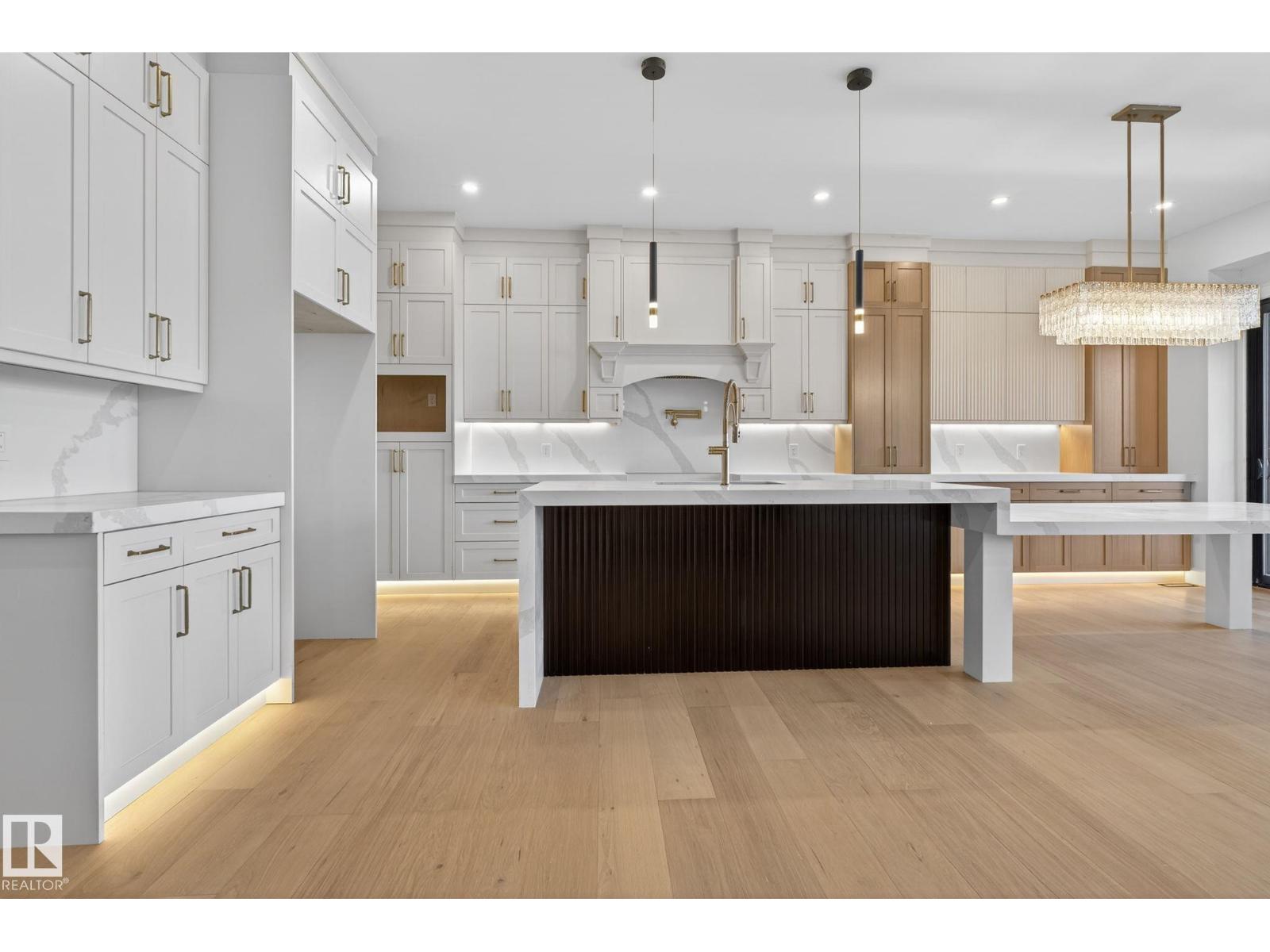 1926 Ainslie Link SW, Edmonton, Alberta