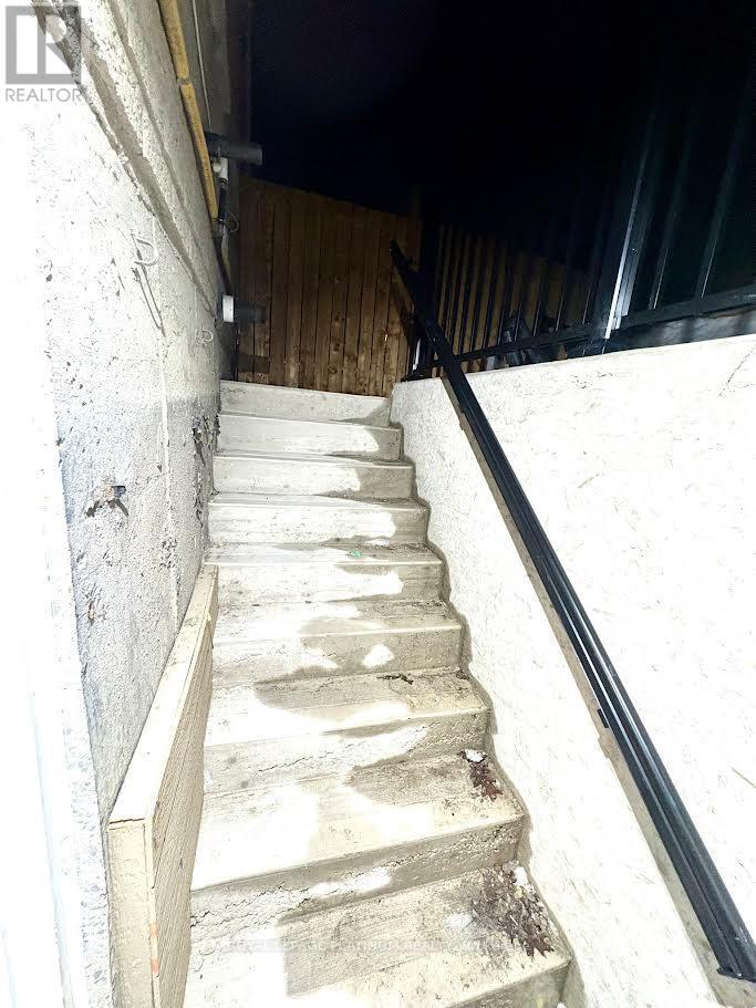 50 Harbourtown Crescent, Brampton, Ontario  L6V 4P6 - Photo 2 - W12827092