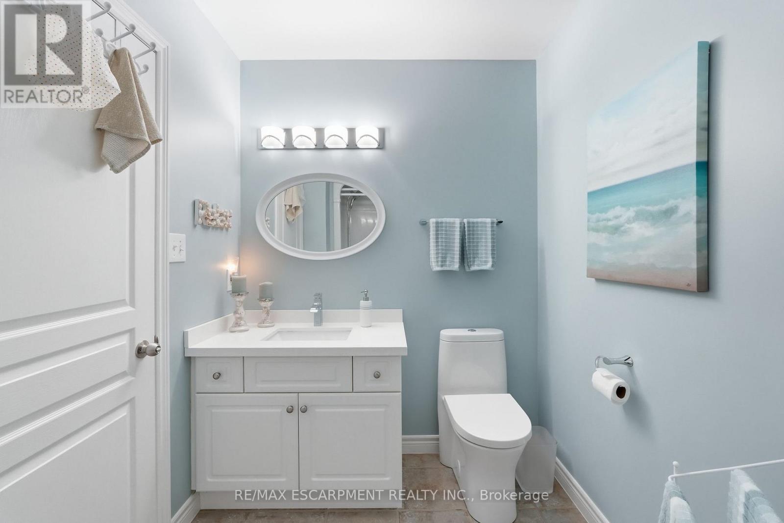 5317 Applegarth Drive, Burlington, Ontario  L7L 7E3 - Photo 32 - W12828418