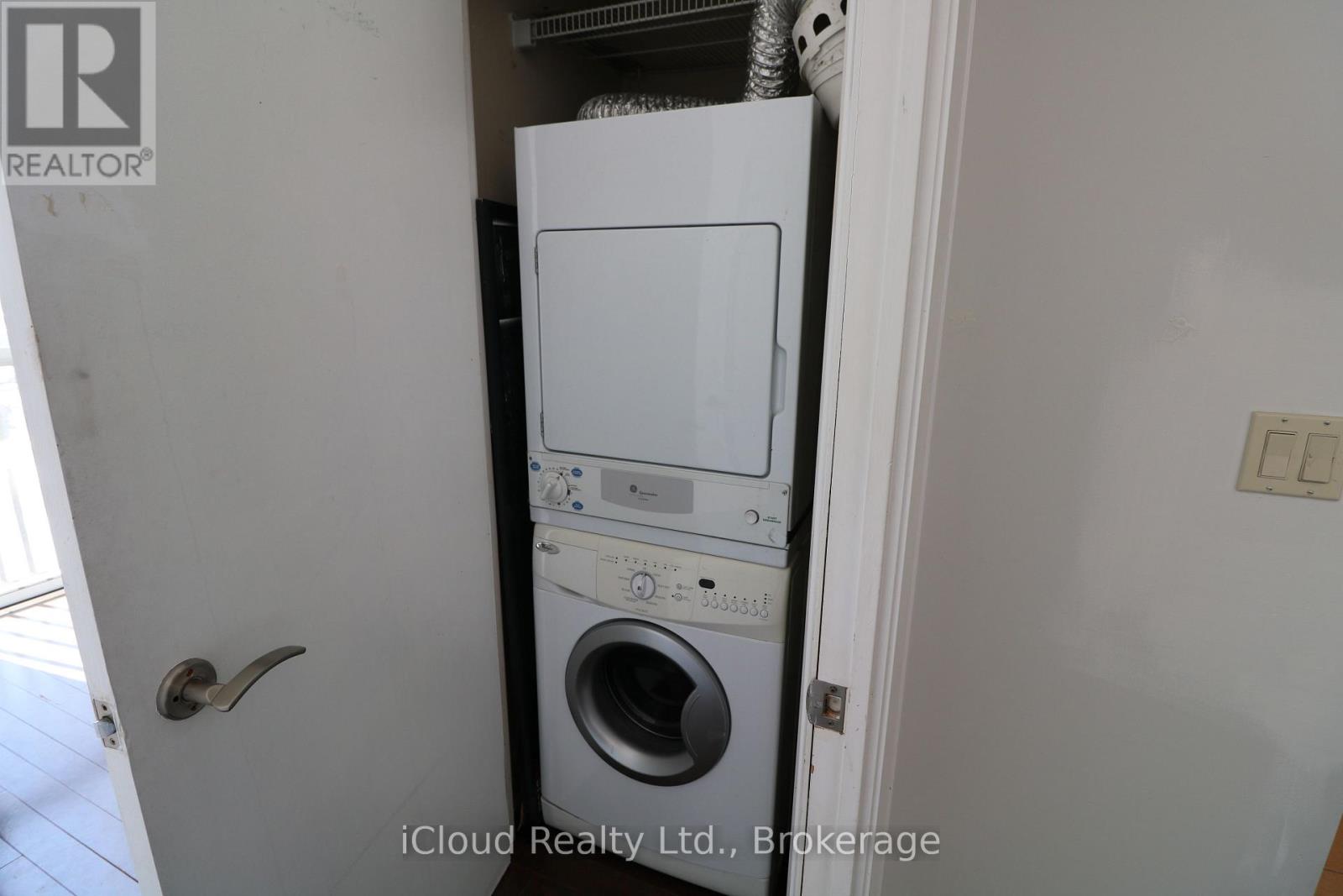 910 - 2737 Keele Street, Toronto, Ontario  M3M 2E9 - Photo 11 - W12835218