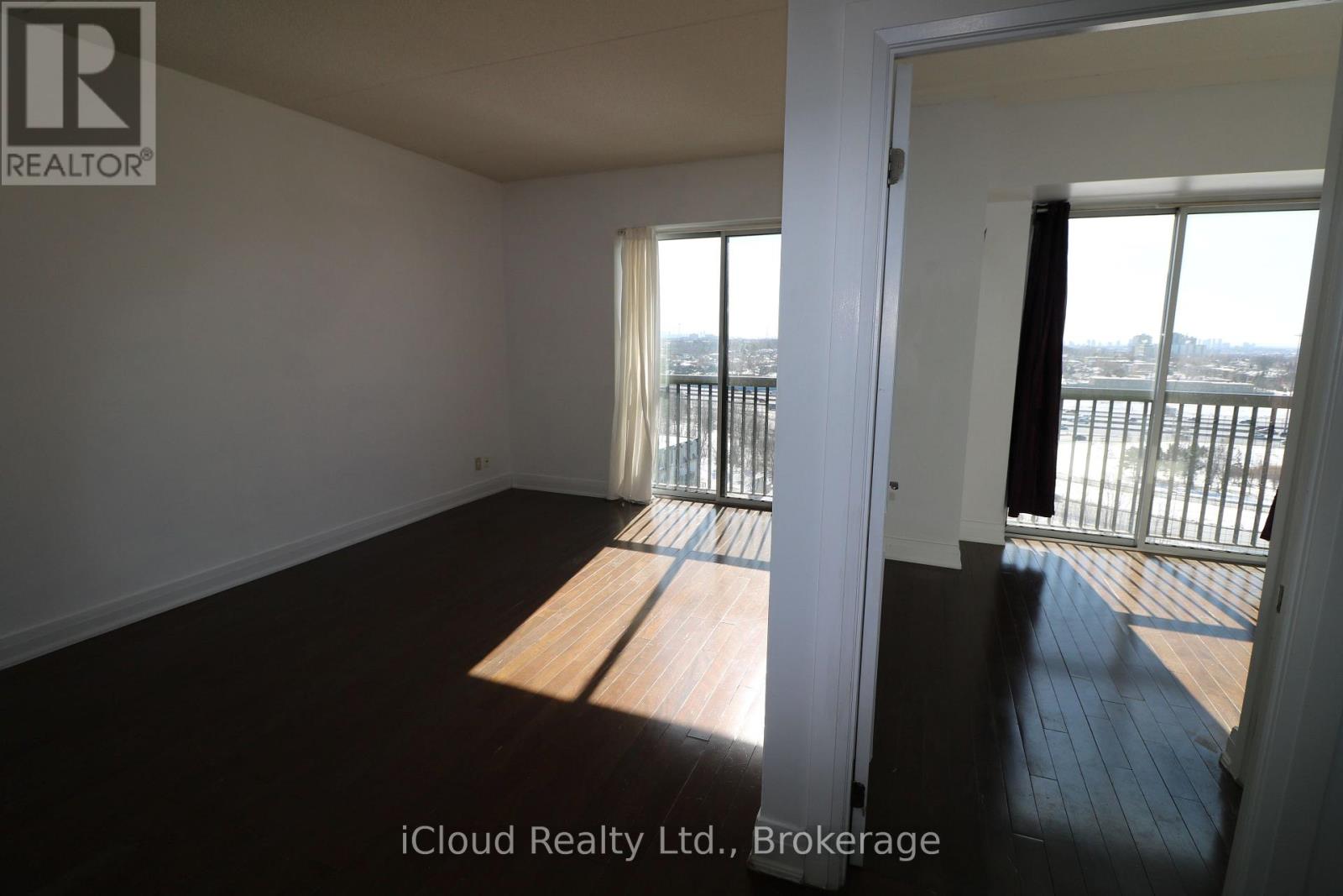 910 - 2737 Keele Street, Toronto, Ontario  M3M 2E9 - Photo 2 - W12835218