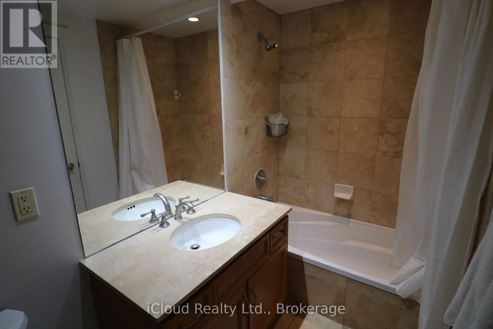 910 - 2737 Keele Street, Toronto, Ontario  M3M 2E9 - Photo 12 - W12835218