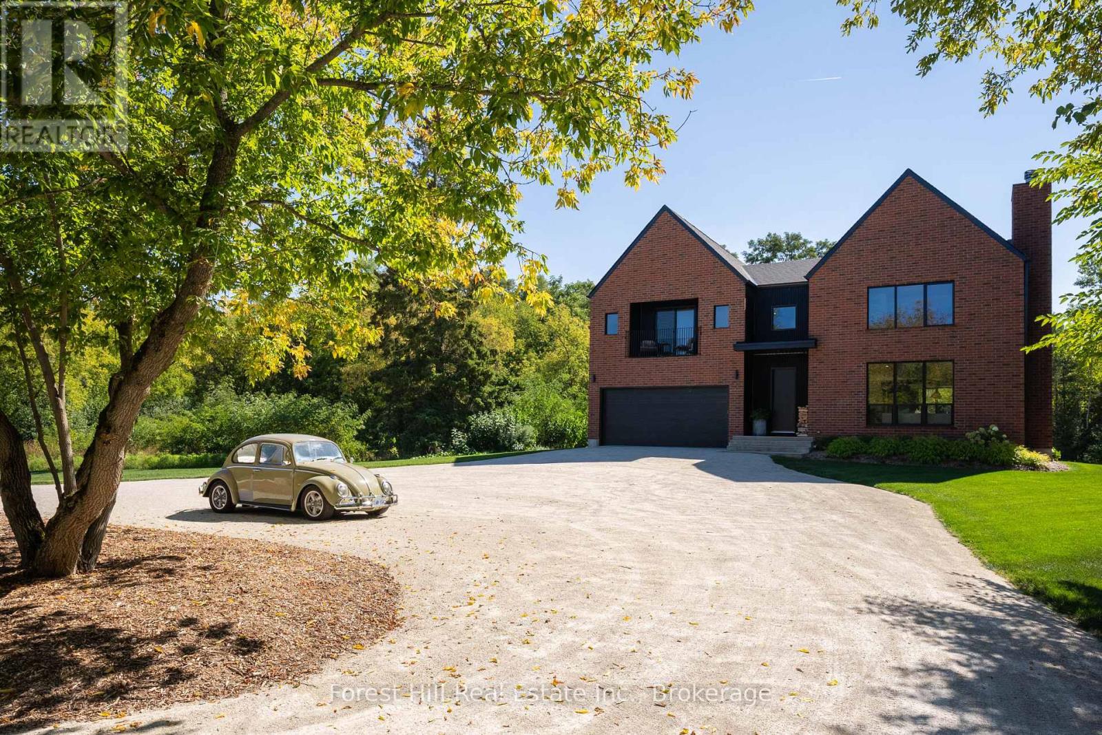 854 Sixth Street, Clearview, Ontario L9Y 3Y9 - Photo 2 - S12835492