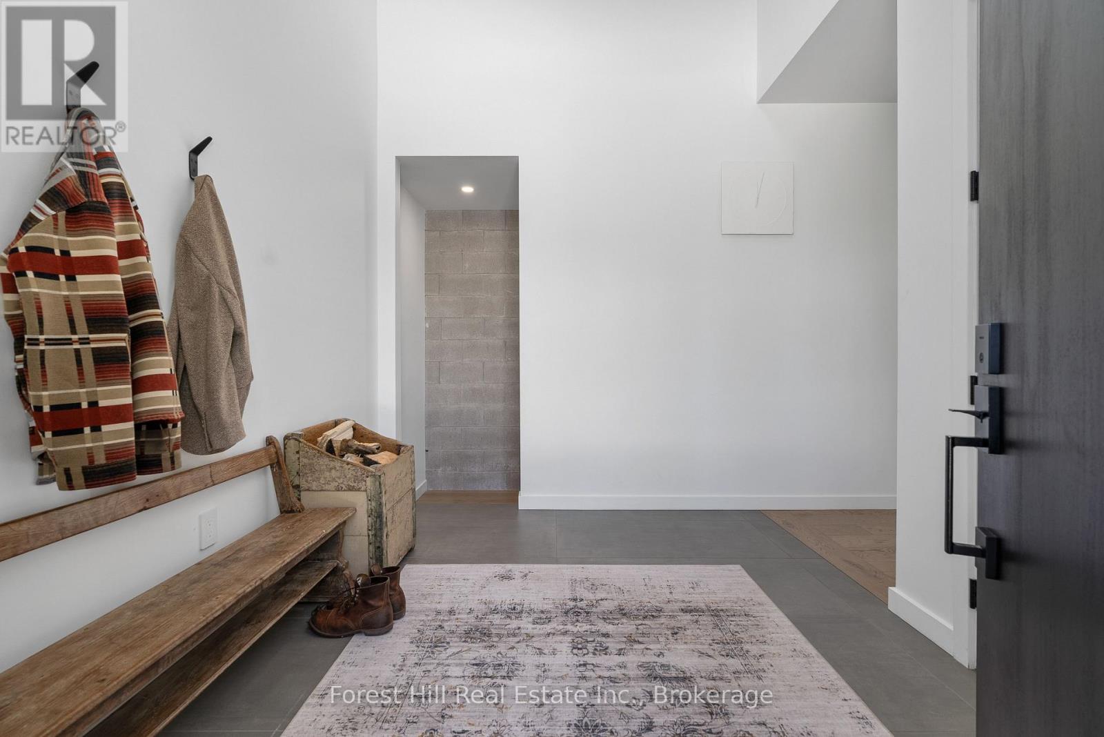 854 Sixth Street, Clearview, Ontario L9Y 3Y9 - Photo 3 - S12835492