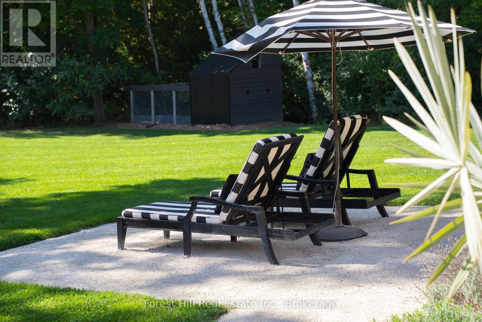 854 Sixth Street, Clearview, Ontario L9Y 3Y9 - Photo 37 - S12835492