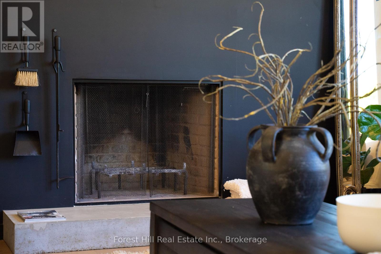 854 Sixth Street, Clearview, Ontario L9Y 3Y9 - Photo 5 - S12835492