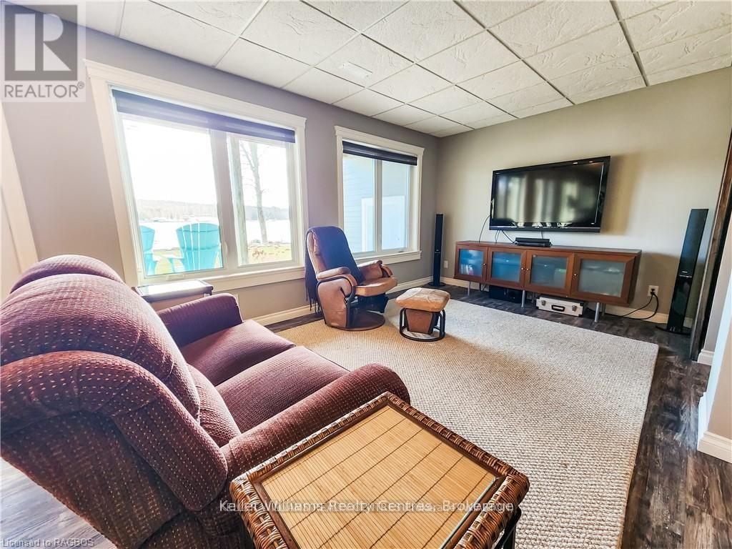 74 North Shore Road, Northern Bruce Peninsula, Ontario  N0H 1W0 - Photo 22 - X12835416