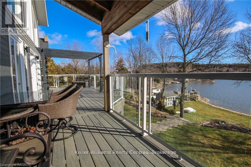 74 North Shore Road, Northern Bruce Peninsula, Ontario  N0H 1W0 - Photo 36 - X12835416