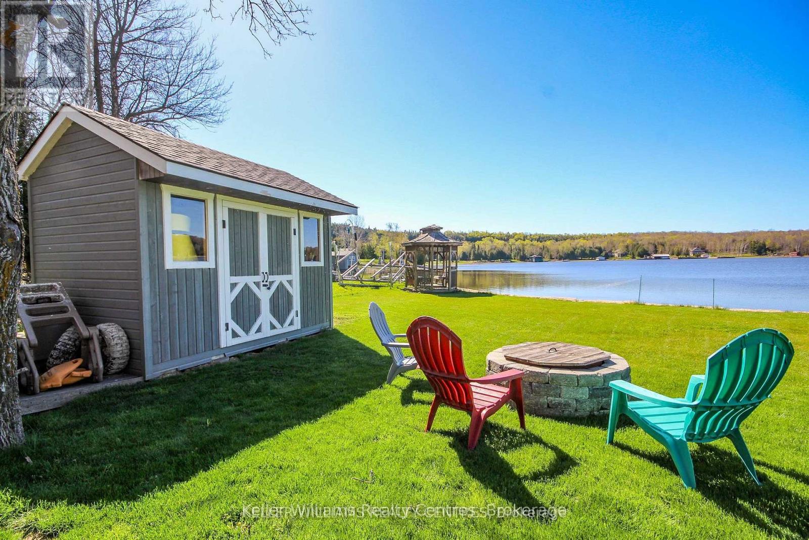 74 North Shore Road, Northern Bruce Peninsula, Ontario  N0H 1W0 - Photo 41 - X12835416