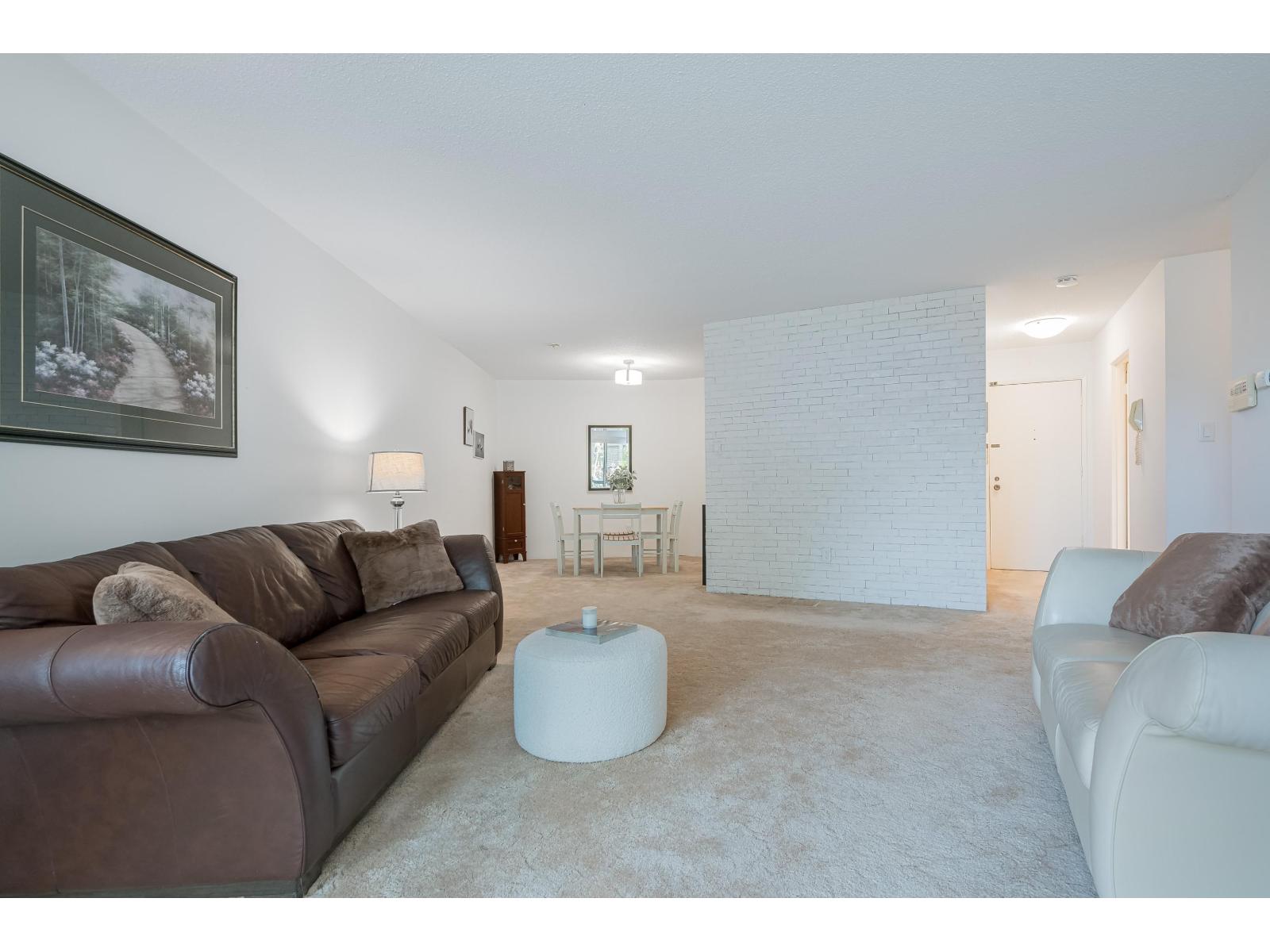 218 15020 North Bluff Road, White Rock, British Columbia V4B 5A4 - Photo 7 - R3089847