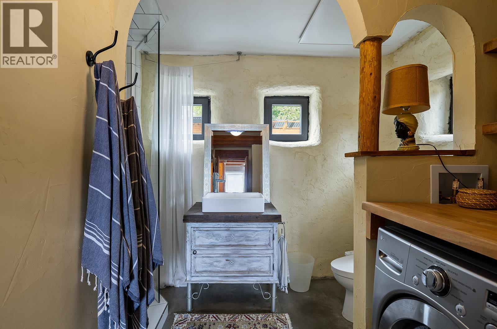 6226 Sanderson Avenue, Peachland, British Columbia  V0H 1X8 - Photo 17 - 10373395