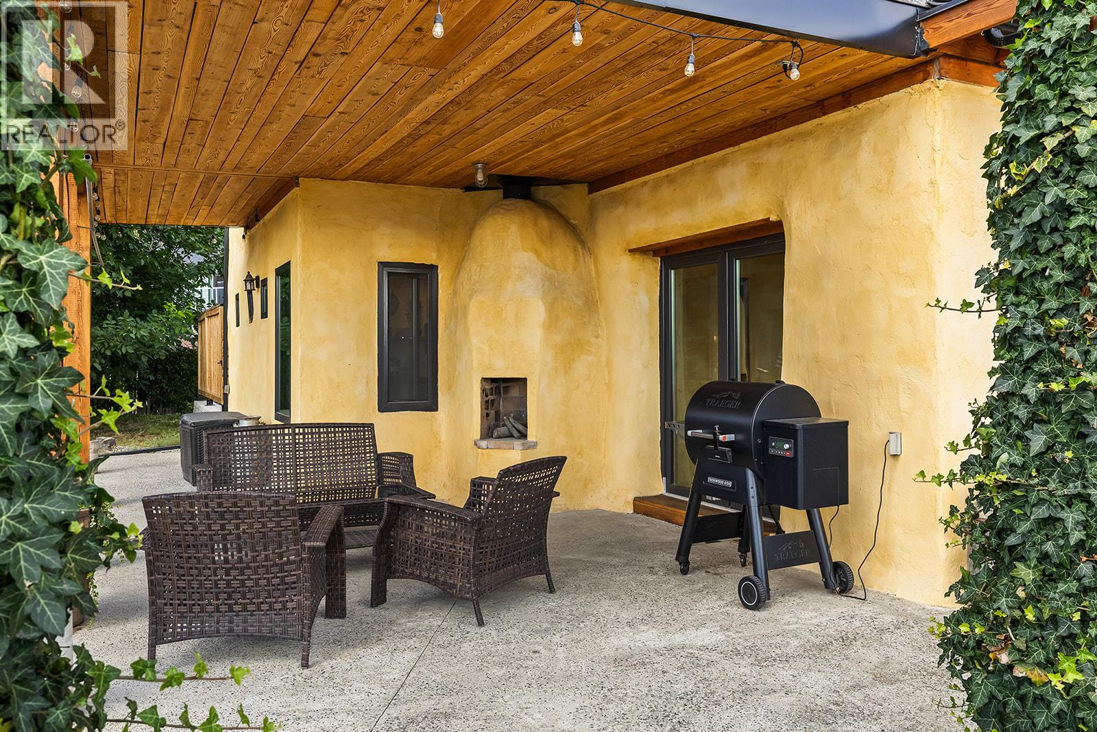 6226 Sanderson Avenue, Peachland, British Columbia  V0H 1X8 - Photo 39 - 10373395