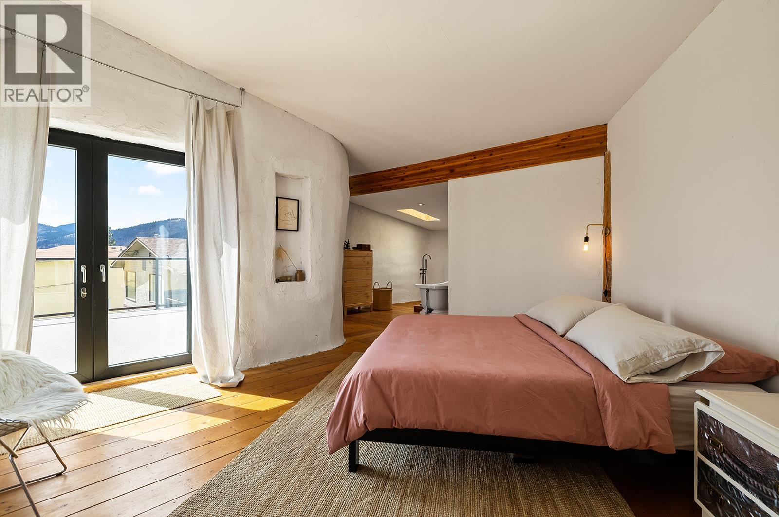 6226 Sanderson Avenue, Peachland, British Columbia  V0H 1X8 - Photo 22 - 10373395