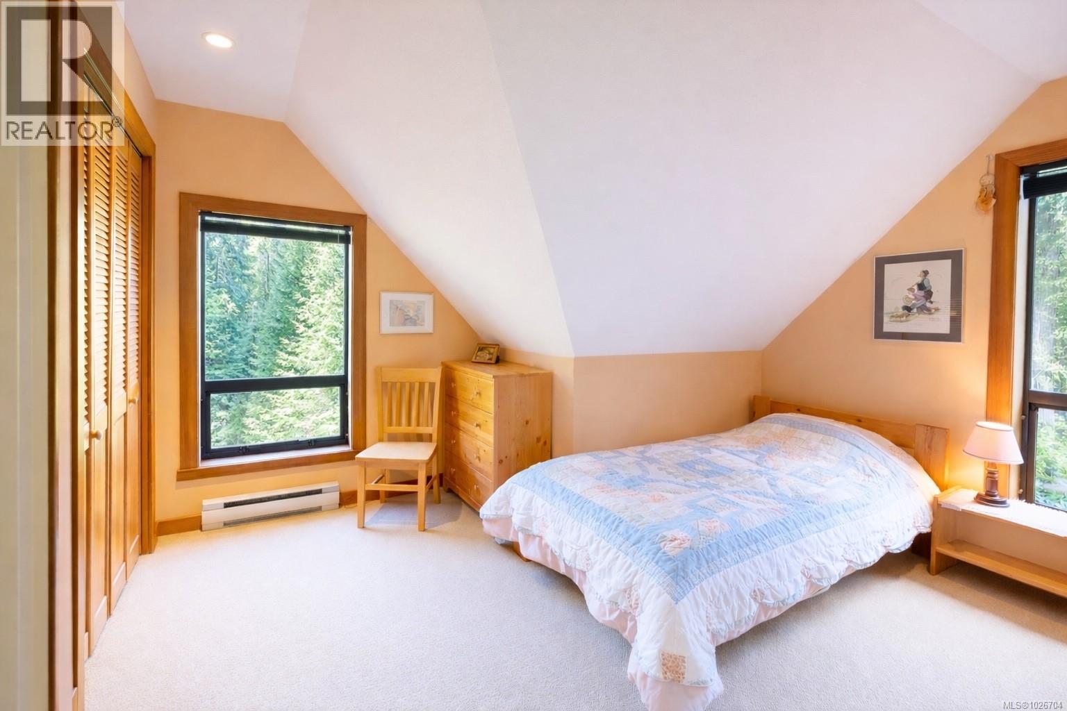 1290 Lynn Rd, Tofino, British Columbia  V0R 2Z0 - Photo 11 - 1026704