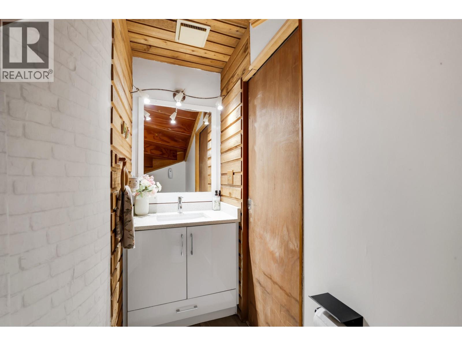 4000 Highway 99, Squamish, British Columbia  V0N 1H0 - Photo 22 - R3094465