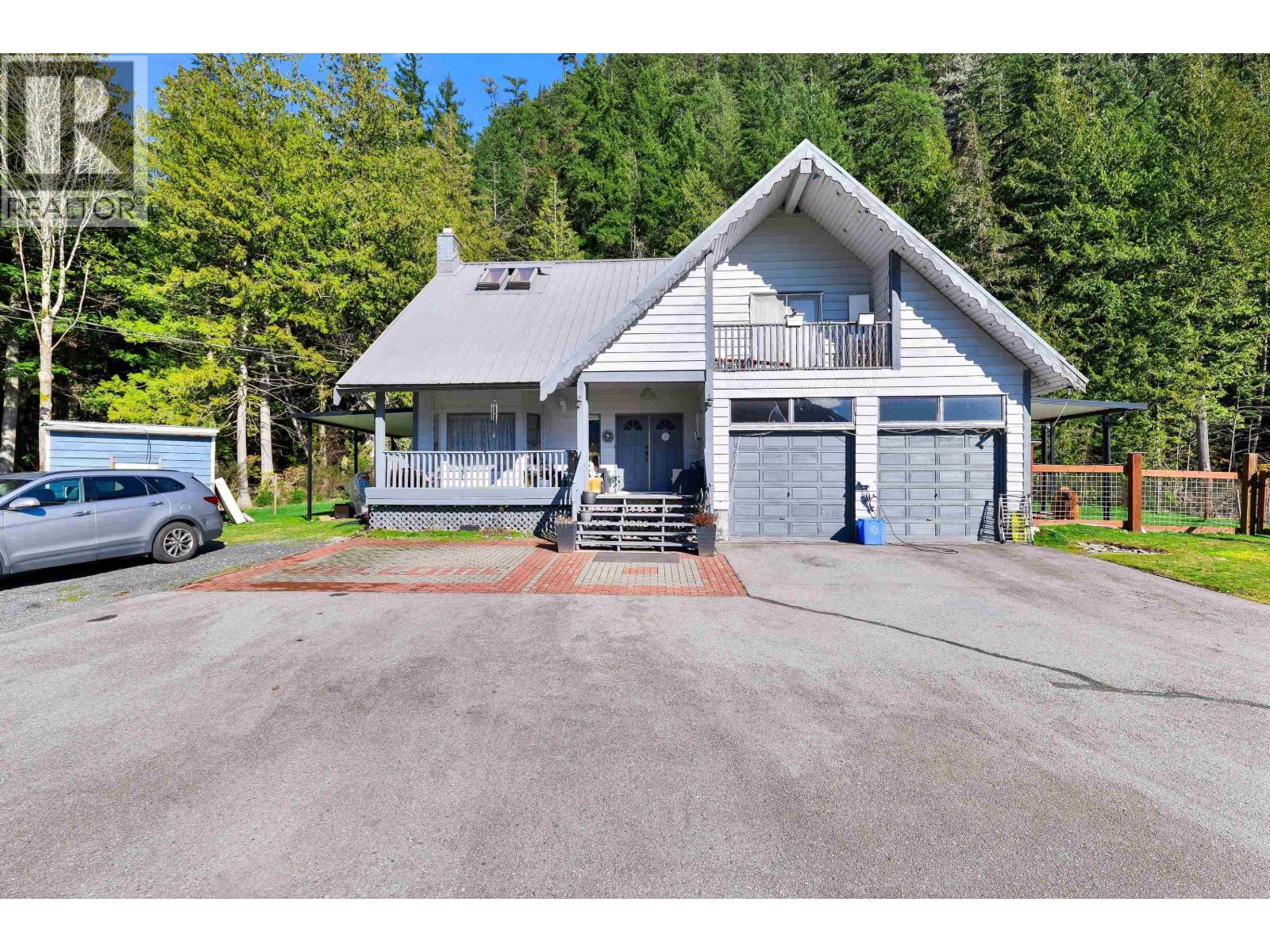 4000 Highway 99, Squamish, British Columbia  V0N 1H0 - Photo 35 - R3094465