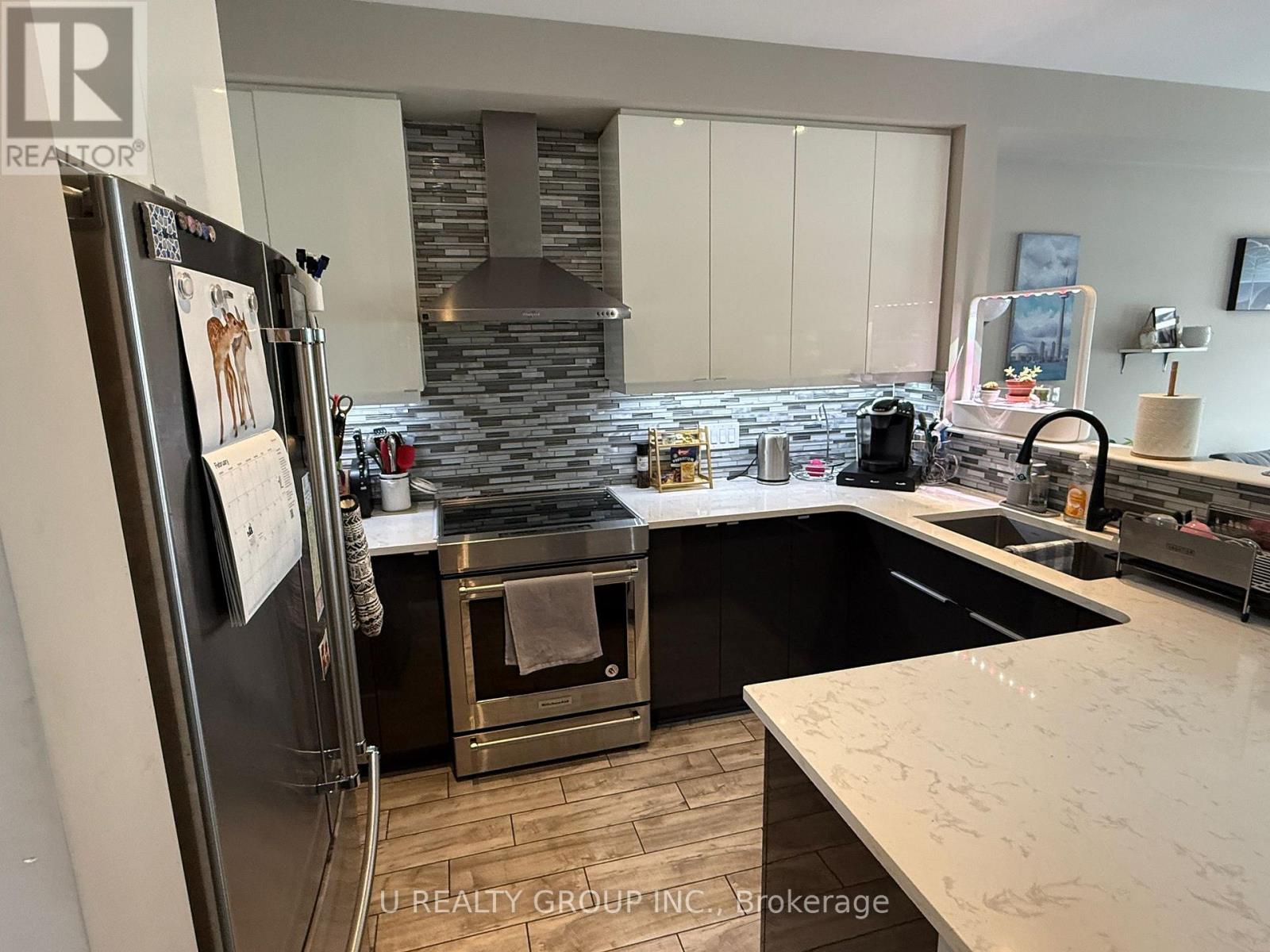 821 Cedar Creek Drive, Ottawa, Ontario  K1T 0B3 - Photo 14 - X12835546