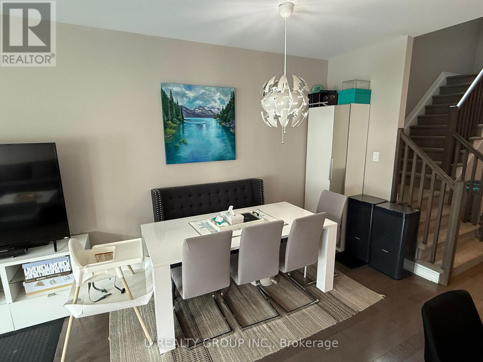 821 Cedar Creek Drive, Ottawa, Ontario  K1T 0B3 - Photo 18 - X12835546