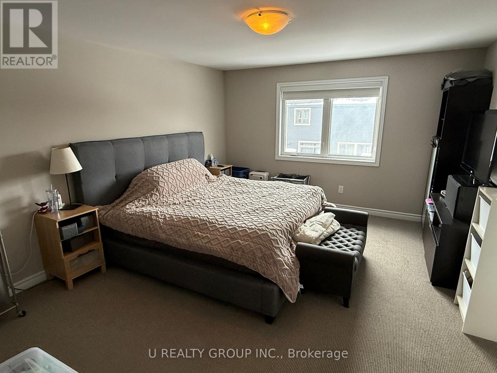 821 Cedar Creek Drive, Ottawa, Ontario  K1T 0B3 - Photo 23 - X12835546