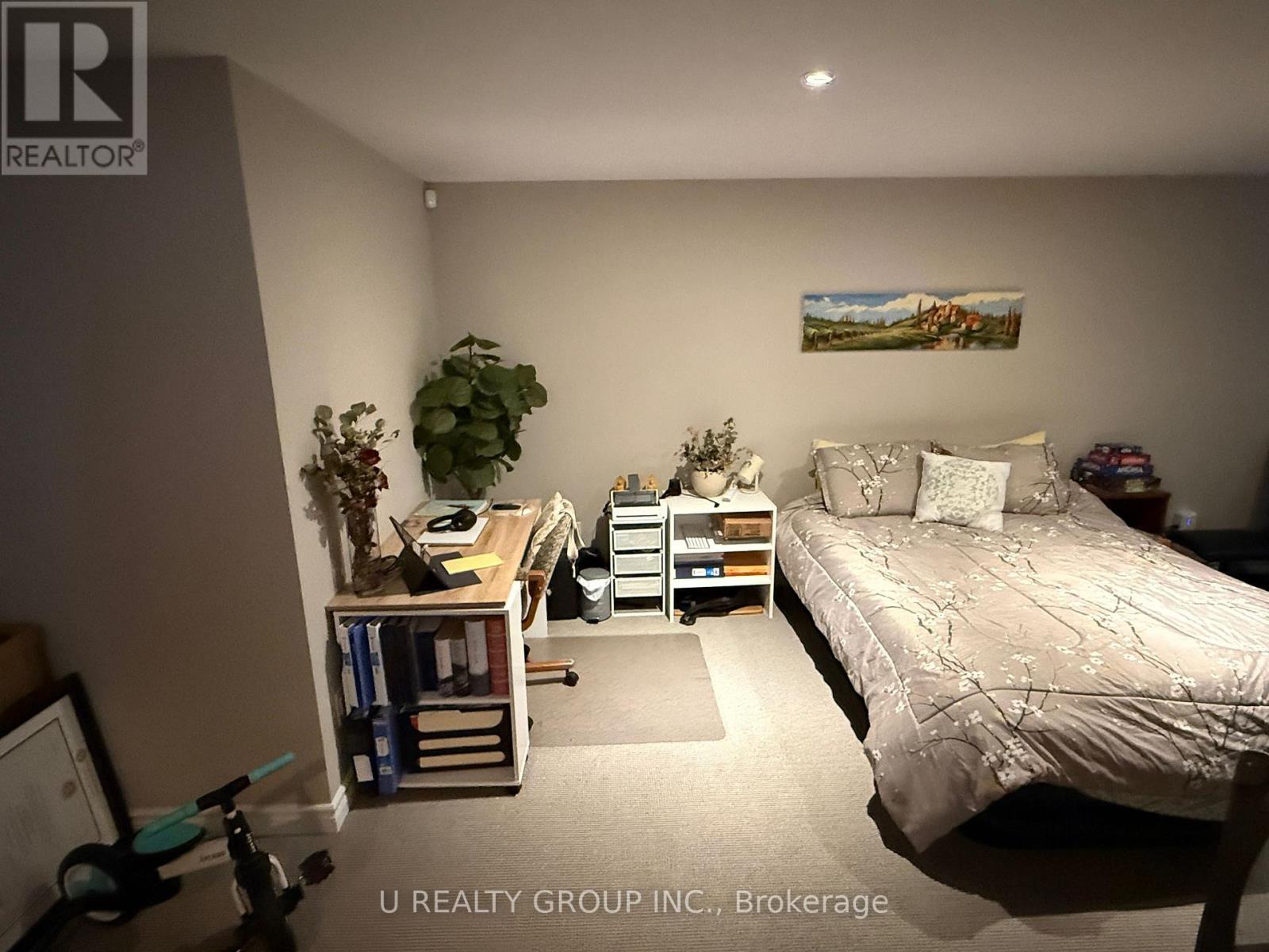 821 Cedar Creek Drive, Ottawa, Ontario  K1T 0B3 - Photo 43 - X12835546