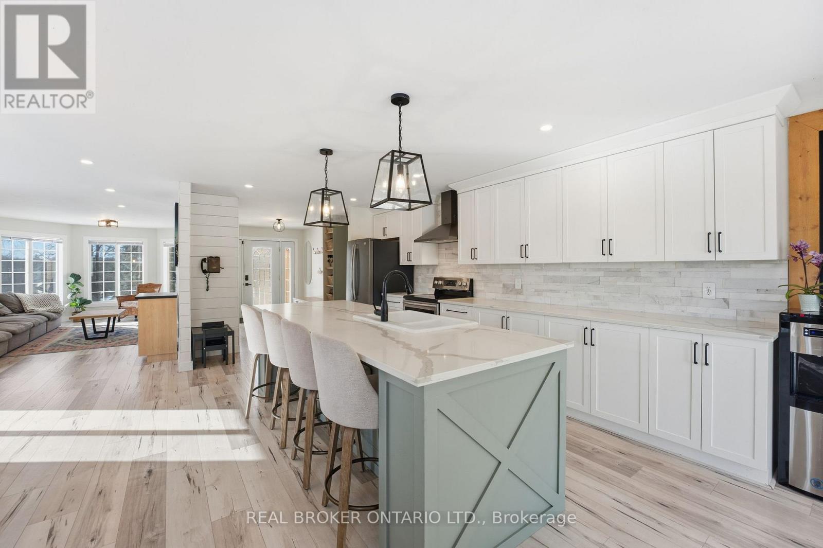 1391 Sutherland Drive, Ottawa, Ontario  K4M 1B3 - Photo 9 - X12816486