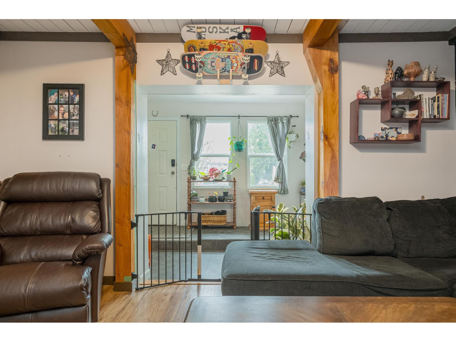 34587 Ferguson Avenue, Mission, British Columbia  V2V 6P7 - Photo 6 - R3093812