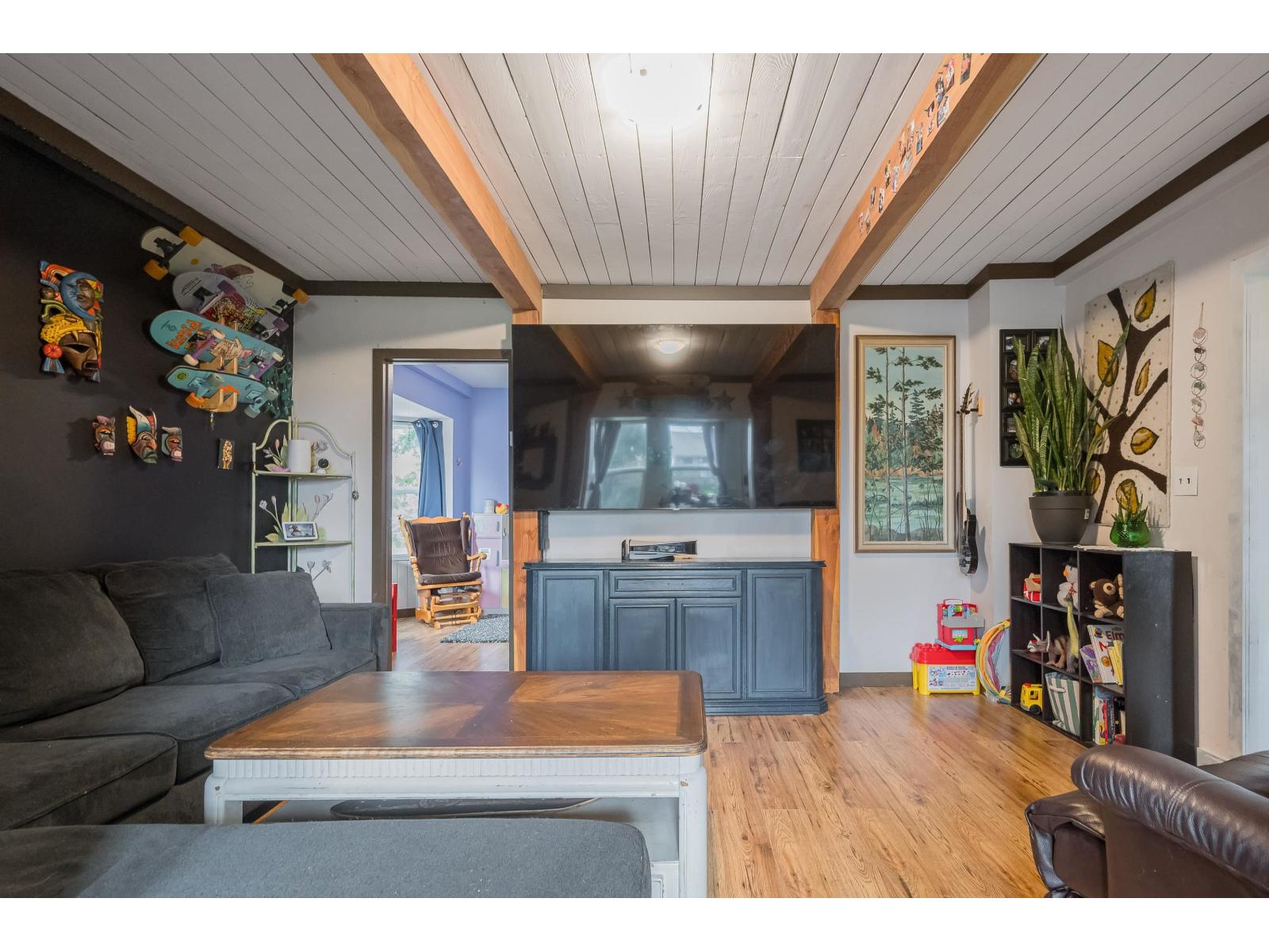 34587 Ferguson Avenue, Mission, British Columbia  V2V 6P7 - Photo 3 - R3093812