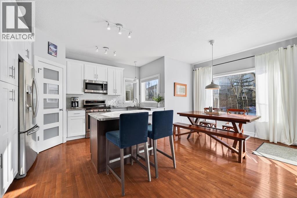 29 Cougarstone Manor Sw, Calgary, Alberta  T3H 5N4 - Photo 10 - A2289809