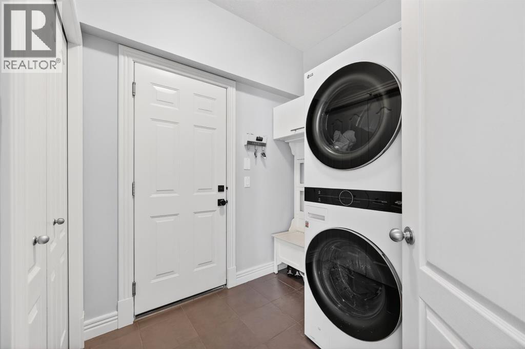 29 Cougarstone Manor Sw, Calgary, Alberta  T3H 5N4 - Photo 21 - A2289809