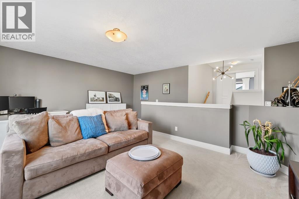 29 Cougarstone Manor Sw, Calgary, Alberta  T3H 5N4 - Photo 25 - A2289809