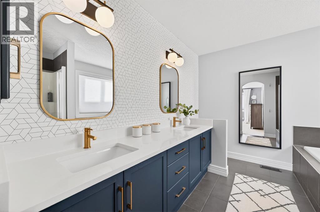 29 Cougarstone Manor Sw, Calgary, Alberta  T3H 5N4 - Photo 28 - A2289809