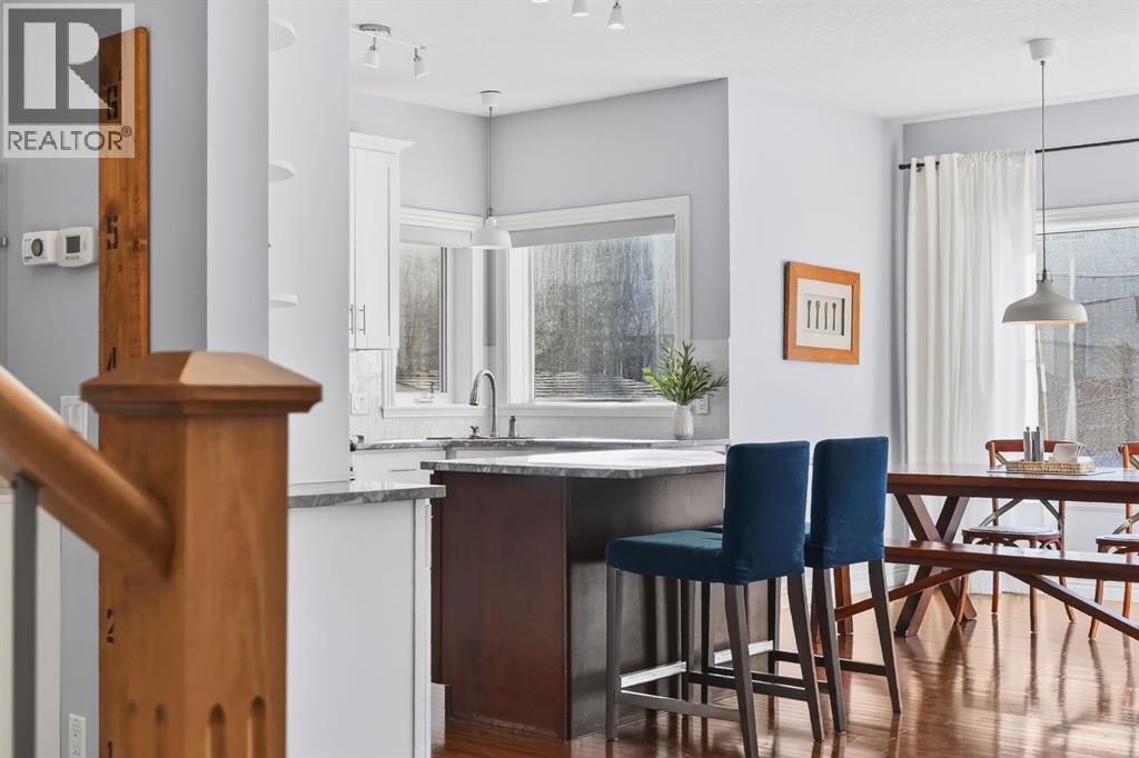 29 Cougarstone Manor Sw, Calgary, Alberta  T3H 5N4 - Photo 7 - A2289809