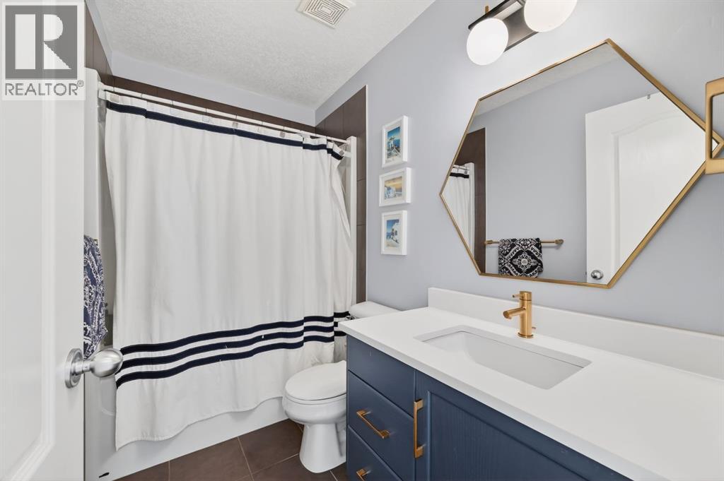 29 Cougarstone Manor Sw, Calgary, Alberta  T3H 5N4 - Photo 31 - A2289809