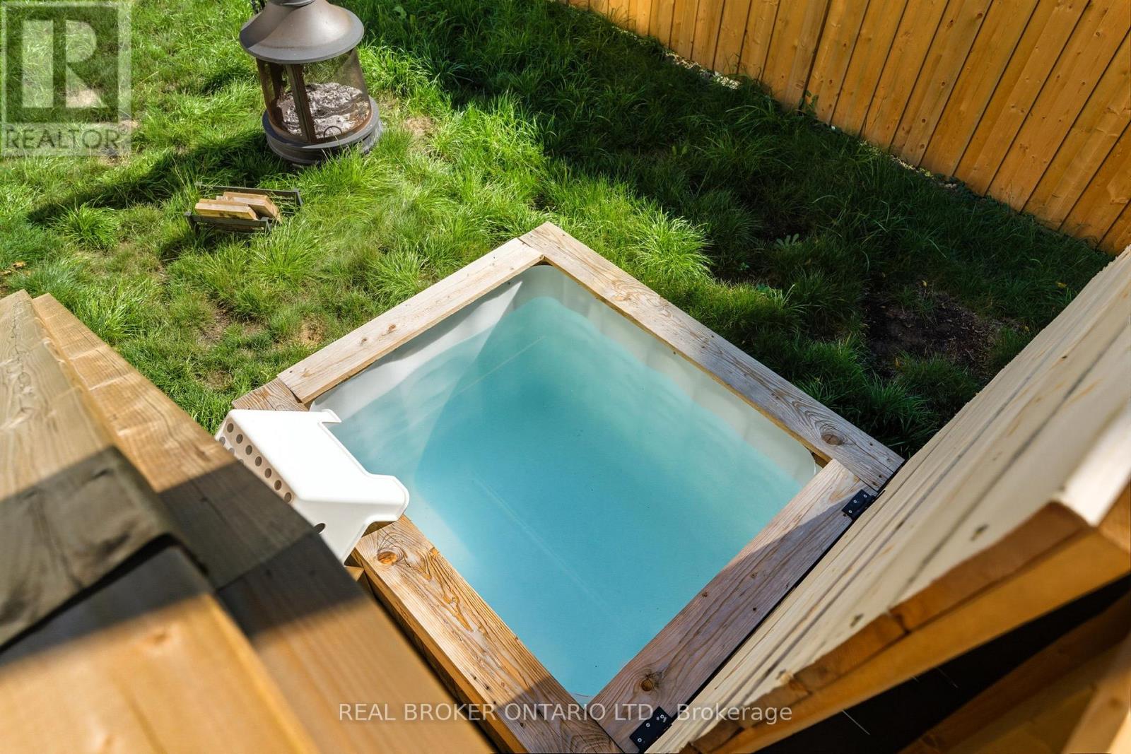 4 - 242 Mount Pleasant Street, Brantford, Ontario  N3T 1V1 - Photo 36 - X12437032