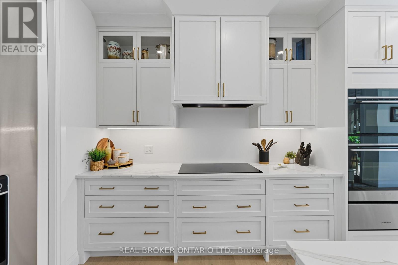 4 - 242 Mount Pleasant Street, Brantford, Ontario  N3T 1V1 - Photo 8 - X12437032