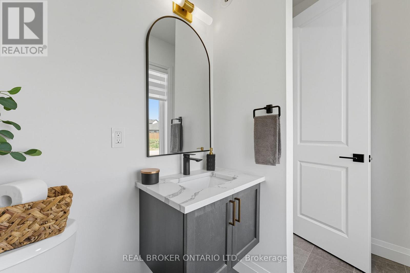 4 - 242 Mount Pleasant Street, Brantford, Ontario  N3T 1V1 - Photo 22 - X12437032