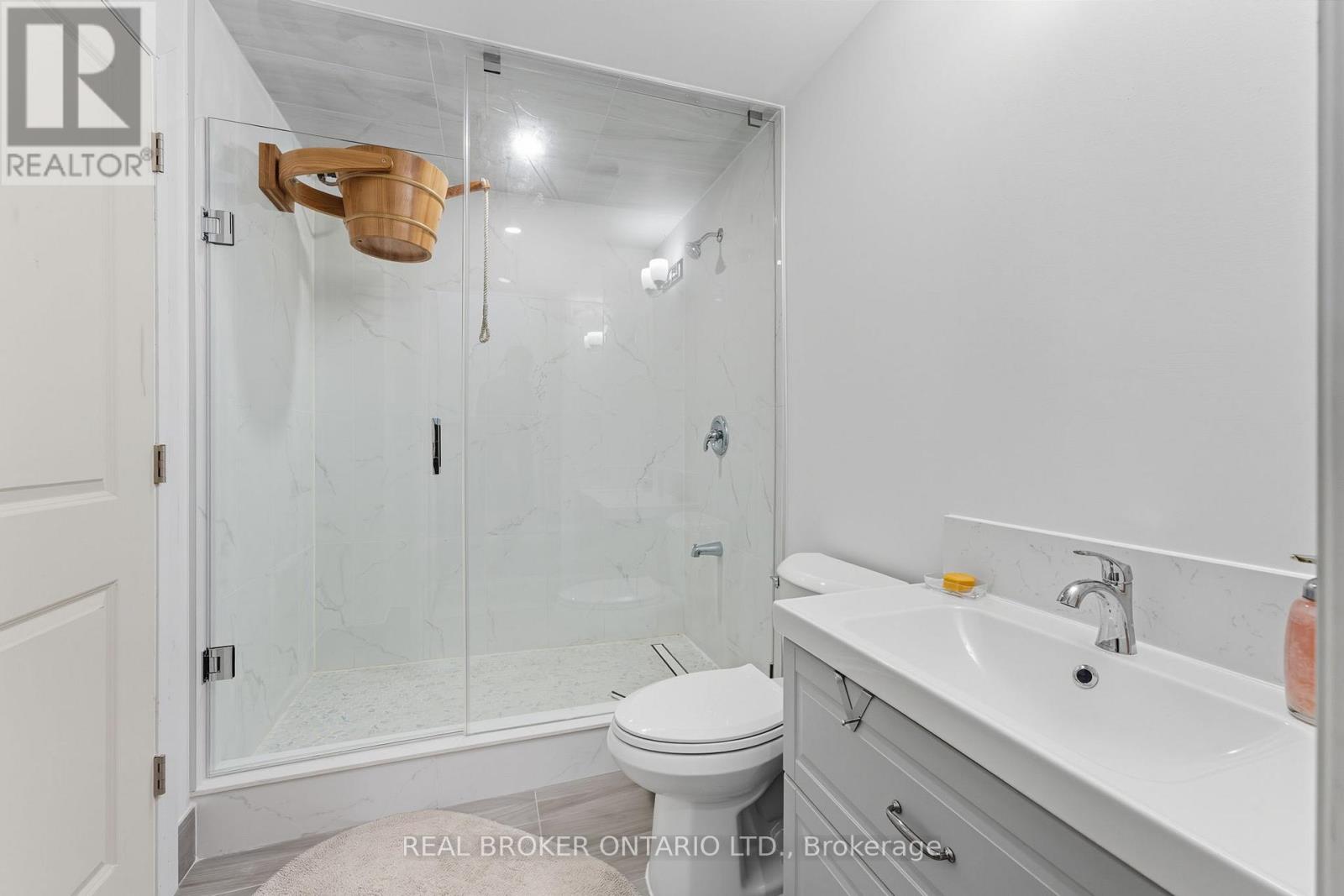 4 - 242 Mount Pleasant Street, Brantford, Ontario  N3T 1V1 - Photo 33 - X12437032