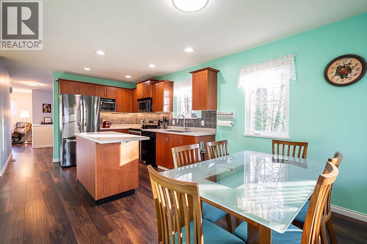 328 3000 Riverbend Drive, Coquitlam, British Columbia  V3C 6R1 - Photo 7 - R3094694