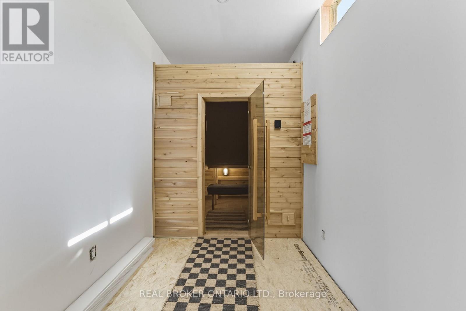 4 - 242 Mount Pleasant Street, Brantford, Ontario  N3T 1V1 - Photo 31 - X12437032