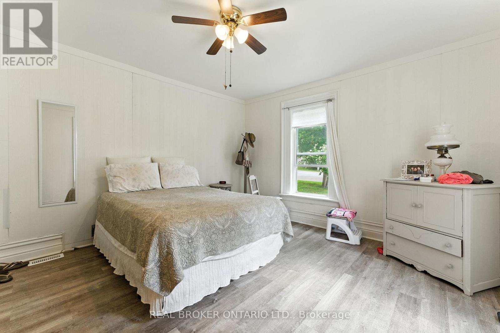 396 William Street, Norfolk, Ontario  N4B 2X5 - Photo 14 - X12612114