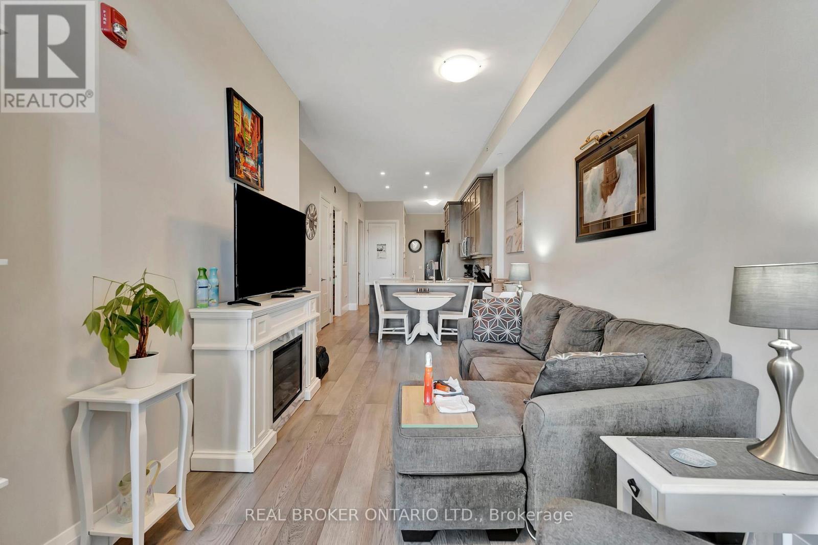 117 - 85 Morrell Street, Brantford, Ontario  N3T 4J6 - Photo 4 - X12453645