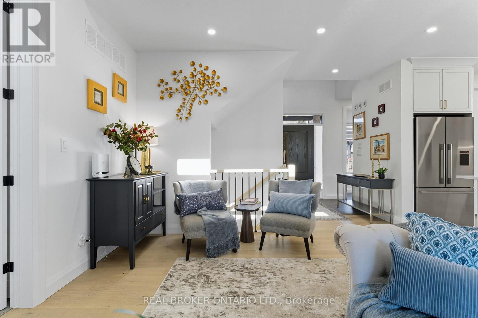 4 - 242 Mount Pleasant Street, Brantford, Ontario  N3T 1V1 - Photo 13 - X12437032