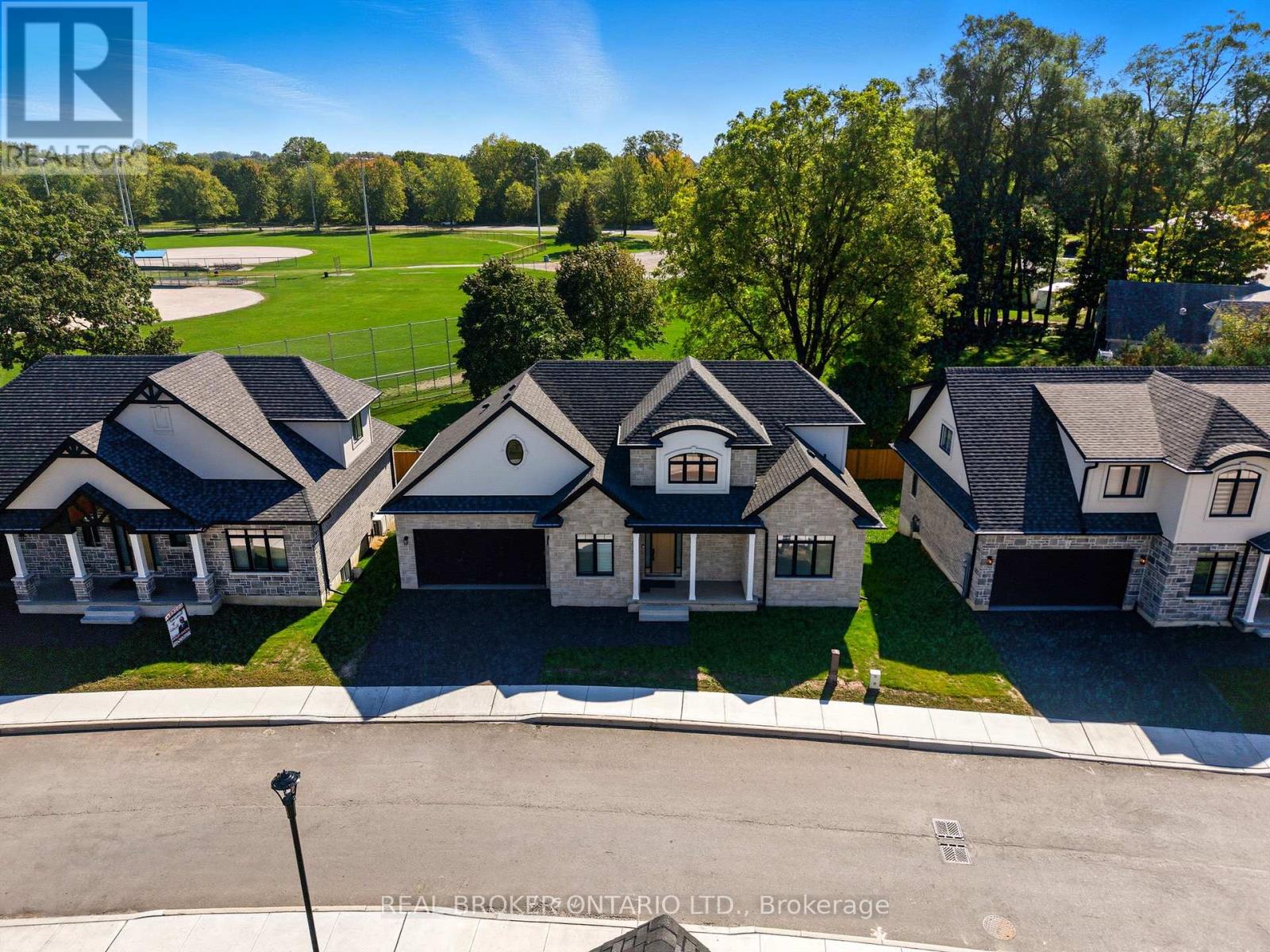 4 - 242 Mount Pleasant Street, Brantford, Ontario  N3T 1V1 - Photo 39 - X12437032